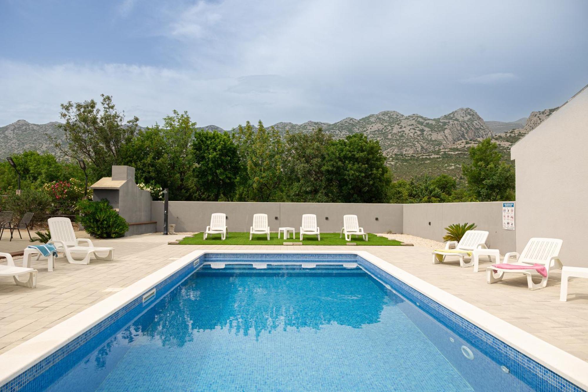 Apartments Zanic With Private Swimming Pool And Sea View Starigrad Paklenica Bagian luar foto
